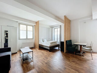  Appartement à louer 1 pièce 33 m²