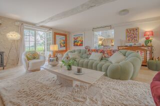  Maison à vendre 10 pièces 395 m²