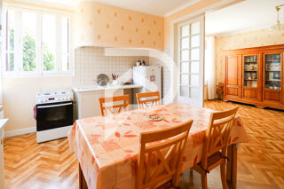  Maison � vendre 8 pi�ces 200 m�