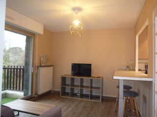  Appartement à louer 1 pièce 28 m²