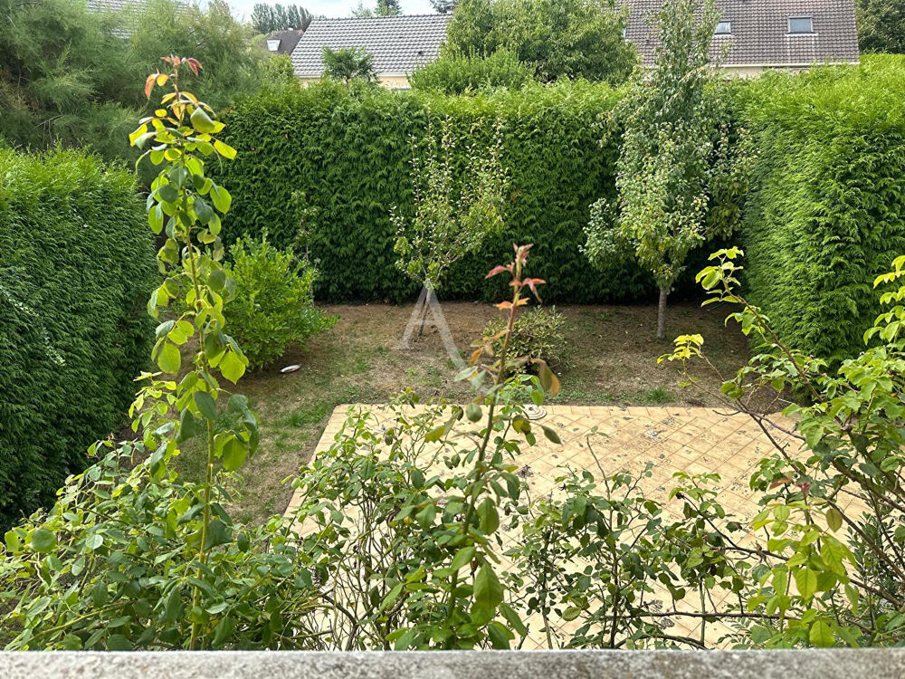 Vente Maison SERRIS BOURG - 160 M² + 50 M² AMÉNAGÉS - 3 CHAMBRES - TERRAIN 588 M² - AU CALME Serris