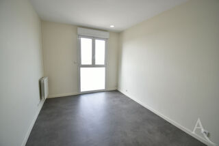  Appartement à louer 3 pièces 71 m² Amiens