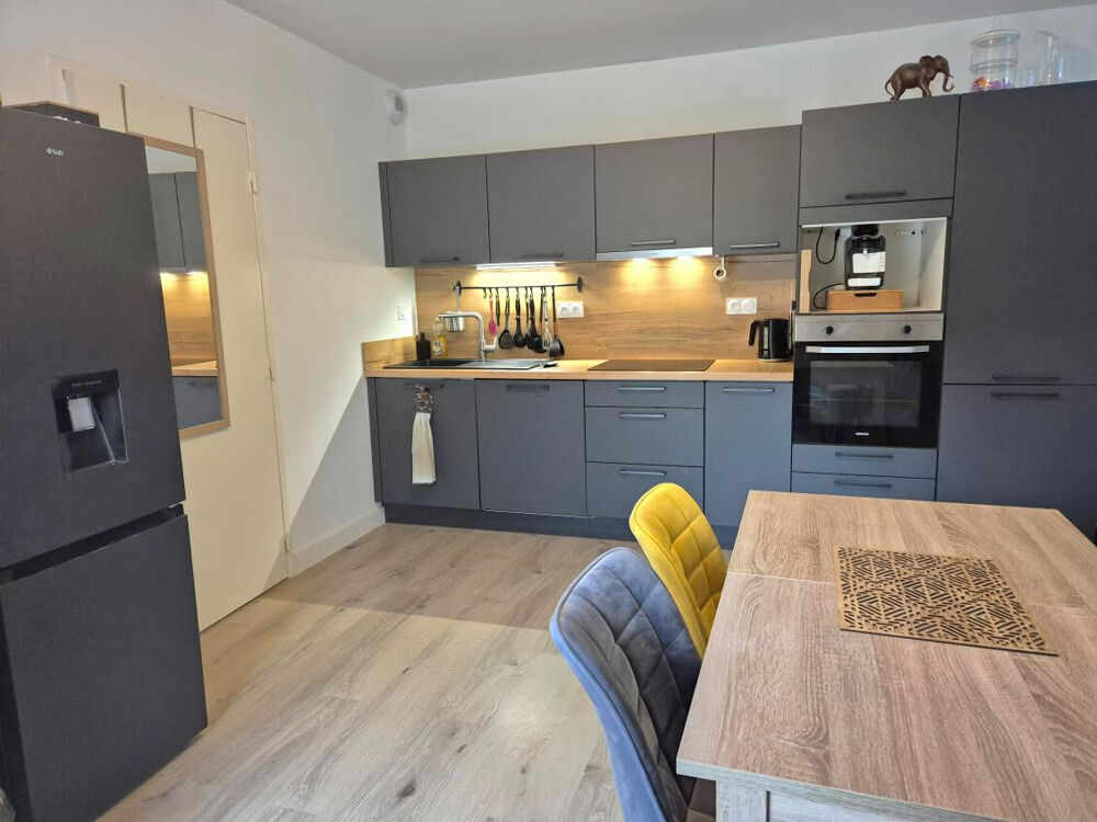 Location Appartement SAINT PERE   T2  MEUBLE A LOUER  DE SEPTEMBRE A JUIN 2027 AVEC PARKING ET JARDINET Saint pere marc en poulet