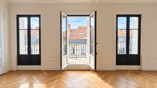  Appartement à vendre 4 pièces 151 m²