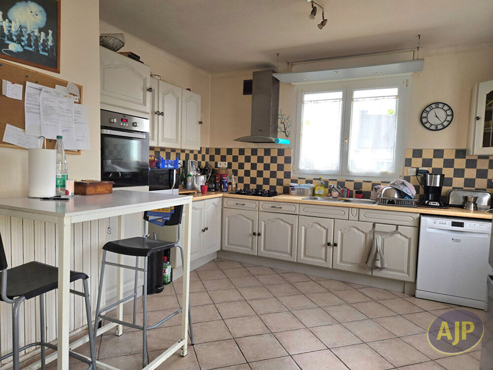 Belle maison familiale 5 chambres au coeur de Saint-Jean-Brévelay !
