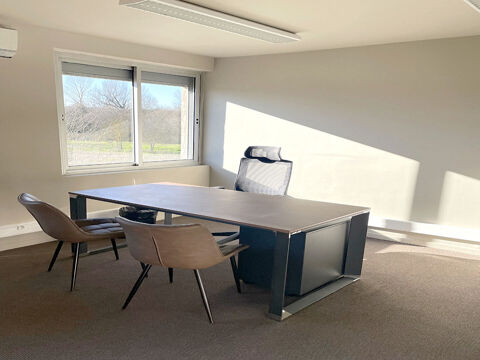 Bureaux Aix En Provence 1 pi&egrave;ce(s) 12 m2 439 13290 Les milles