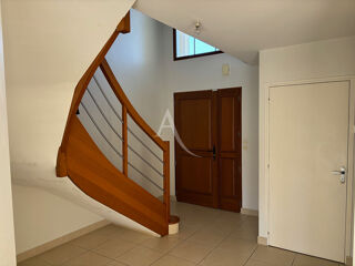  Maison  vendre 6 pices 162 m