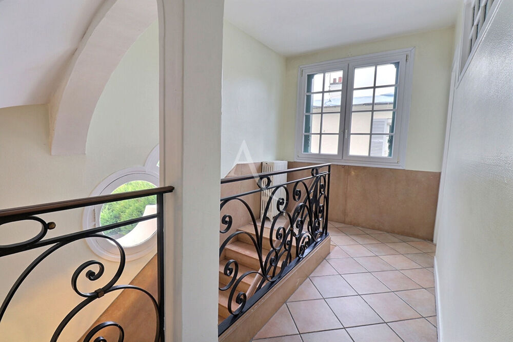 � vendre  Maison Le Mesnil-le-Roi (78600)