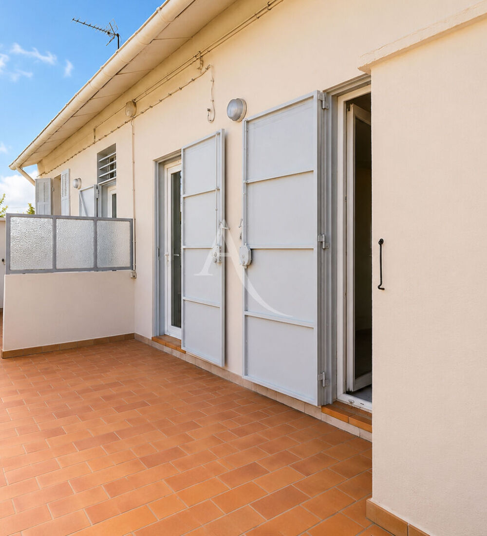 APPARTEMENT TYPE 3 / TERRASSE / CAVE