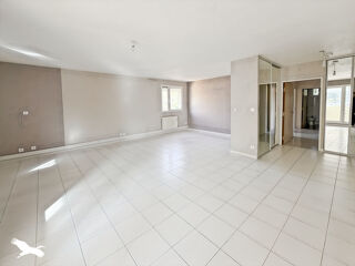  Appartement  vendre 4 pices 81 m