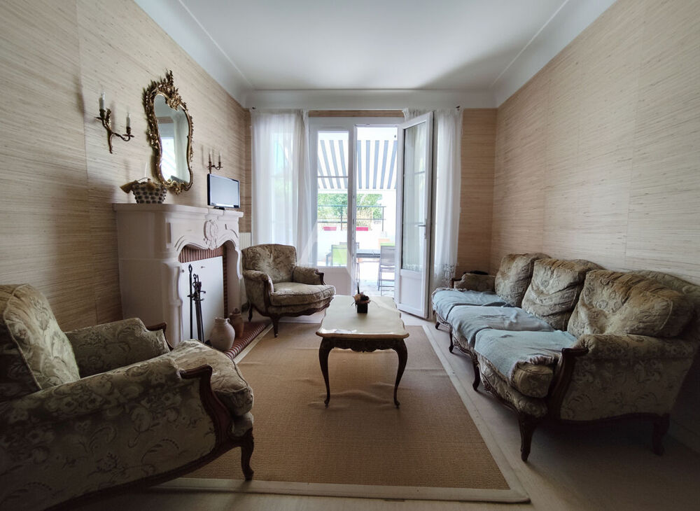 Maison de caractère au coeur du Bourg d'Olonne-sur-Mer (5 chambres, garage, jardin)