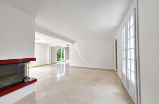  Maison à vendre 7 pièces 211 m²