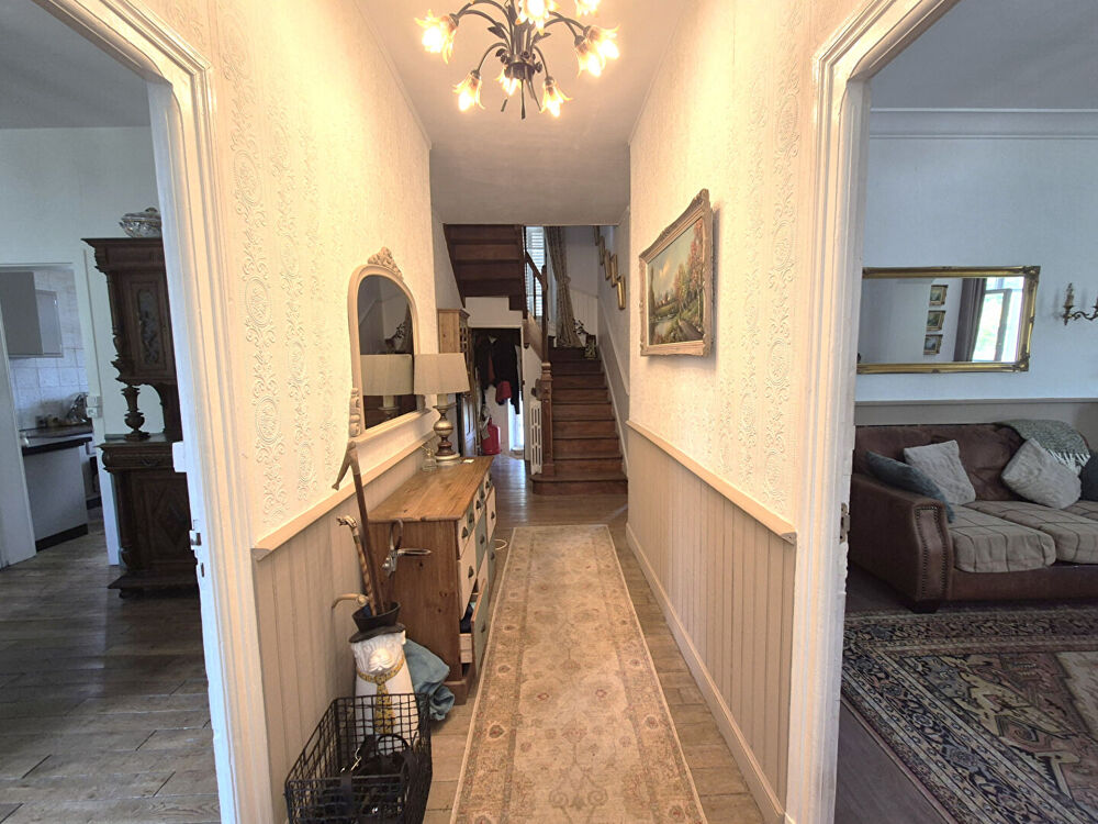 Vente Maison CORRÈZE. ARGENTAT-SUR-DORDOGNE. Magnifique maison de 4 chambres avec garage et jardins de 3 185 m² Argentat sur dordogne