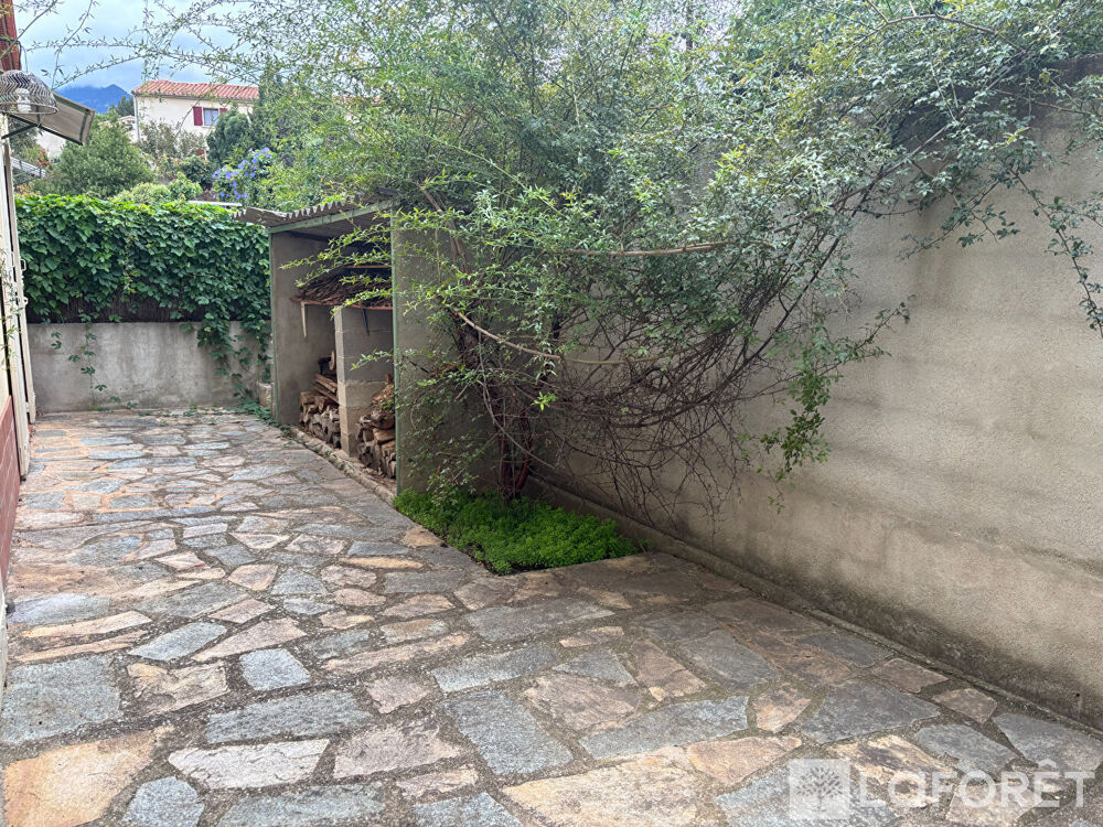 Vente Maison Maison 3 faces de 163 m² avec jardin et garage Prades