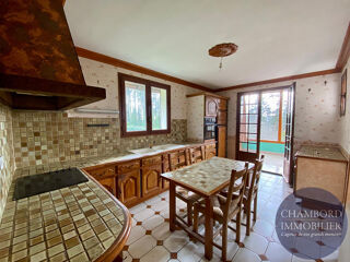  Maison 5 pi�ces 147 m� Molineuf