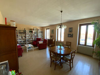  Immeuble � vendre 15 + pi�ces 377 m�