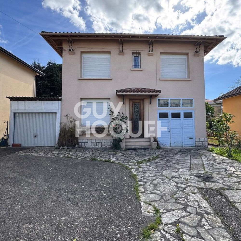 Maison 3 chambres avec jardin et garage à proximité du centre-ville d'Agen