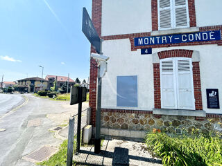  Immeuble  vendre 12 pices 350 m