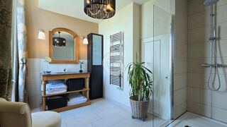  Maison � vendre 9 pi�ces 275 m�