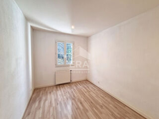  Maison à louer 4 pièces 89 m²