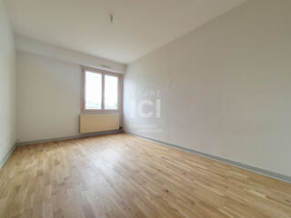  Appartement � louer 2 pi�ces 62 m� Angers
