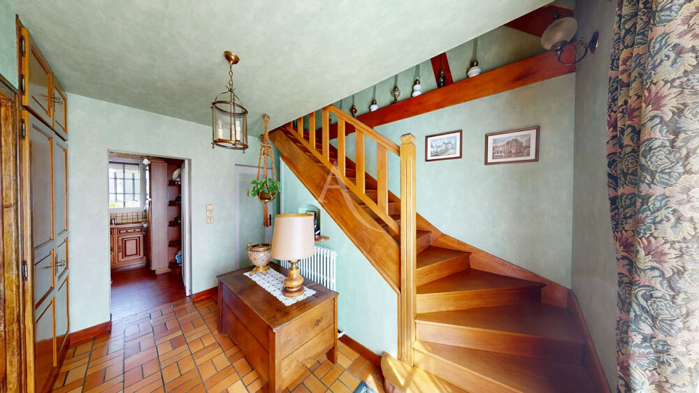 Maison Saran 6 chambres, jardin et sous sol