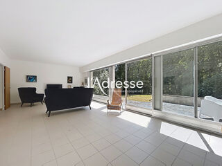  Maison à vendre 8 pièces 215 m²