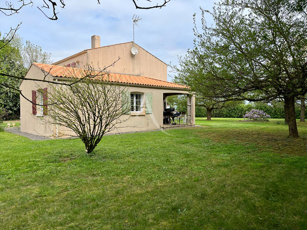Vente Maison Maison calme aux alentours de Fontenay le Comte. Petosse