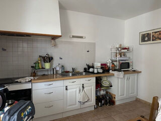  Immeuble � vendre 10 pi�ces 203 m�