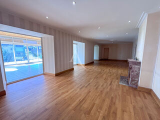  Appartement  vendre 5 pices 180 m