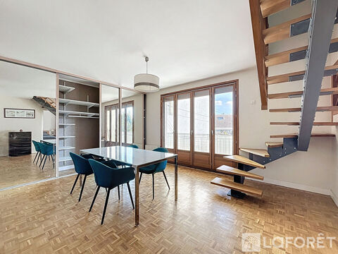  Appartement  louer 7 pices 122 m