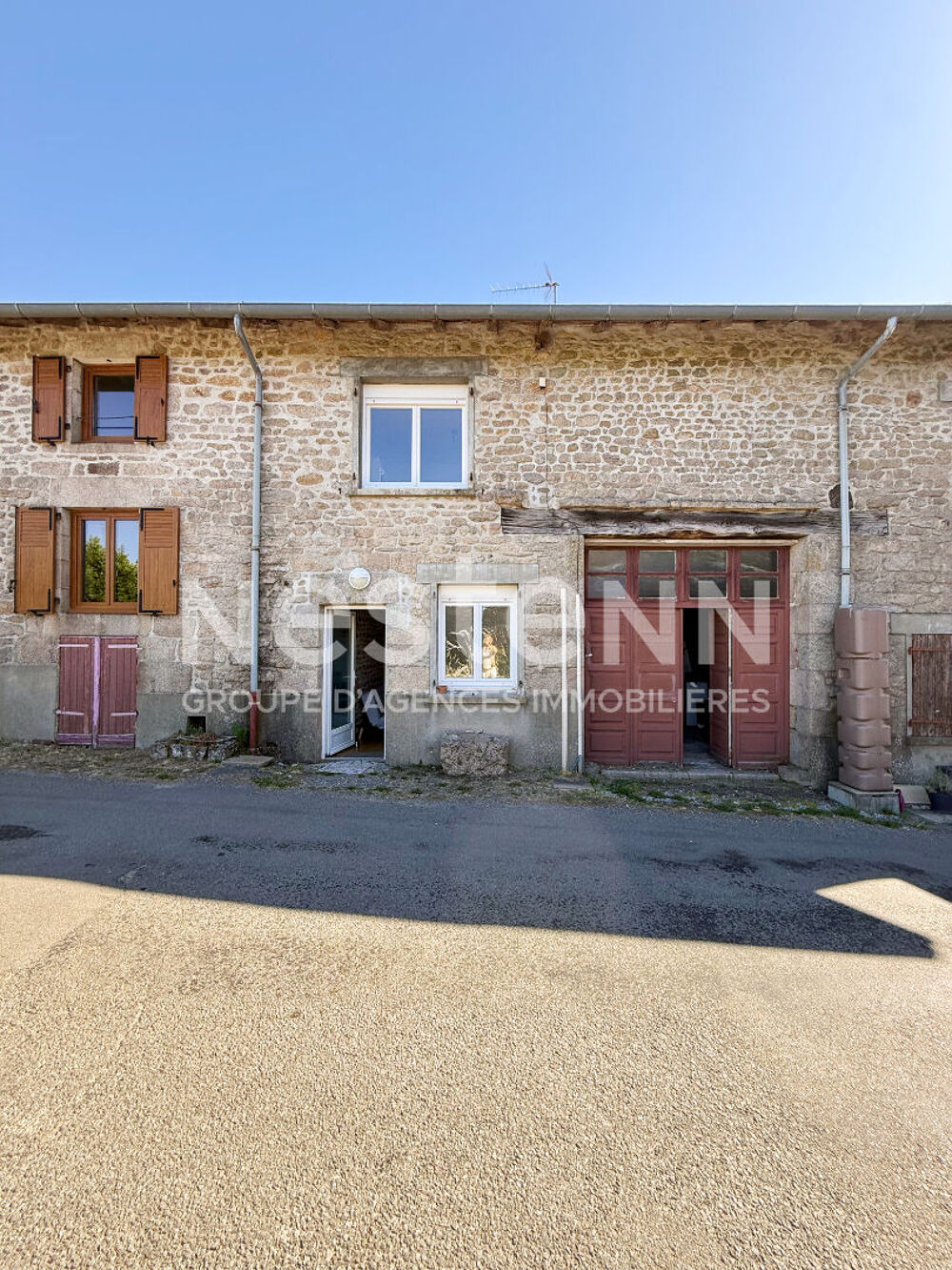 3 Maisons en 1 : Un bien rentable + un potentiel immense à exploiter !