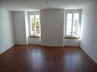  Appartement à louer 2 pièces 33 m²
