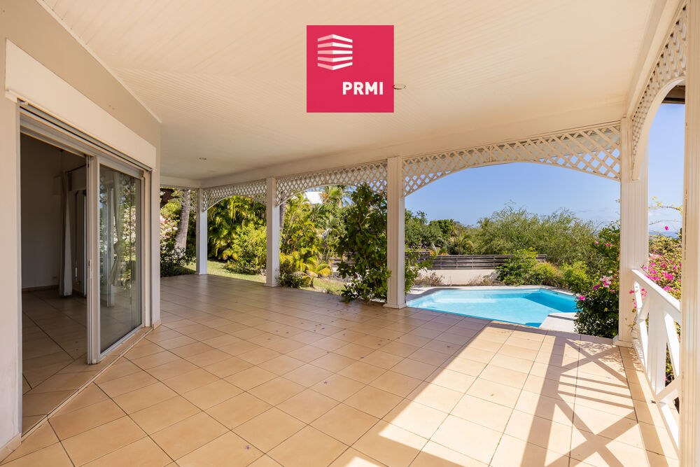 Vente Maison SAINT-GILLES LES BAINS : Maison T7 - GRANDE PARCELLE & VUE MER Saint paul