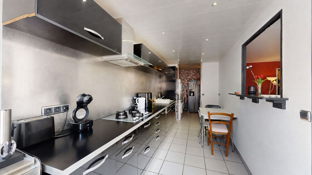 Appartement 4 pièce(s) 90.6 m2