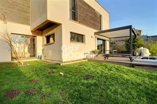  Maison � vendre 6 pi�ces 146 m�