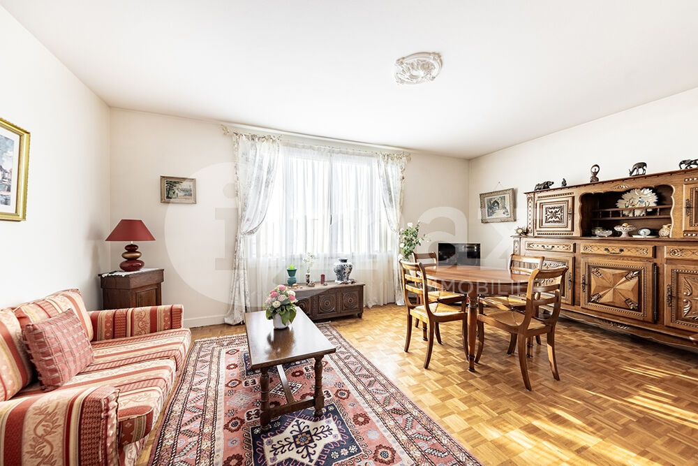 Vente Appartement COURBEVOIE KILFORD - 3 PIECES 75 m² + BALCON + PARKING - 420 000  FAI Courbevoie