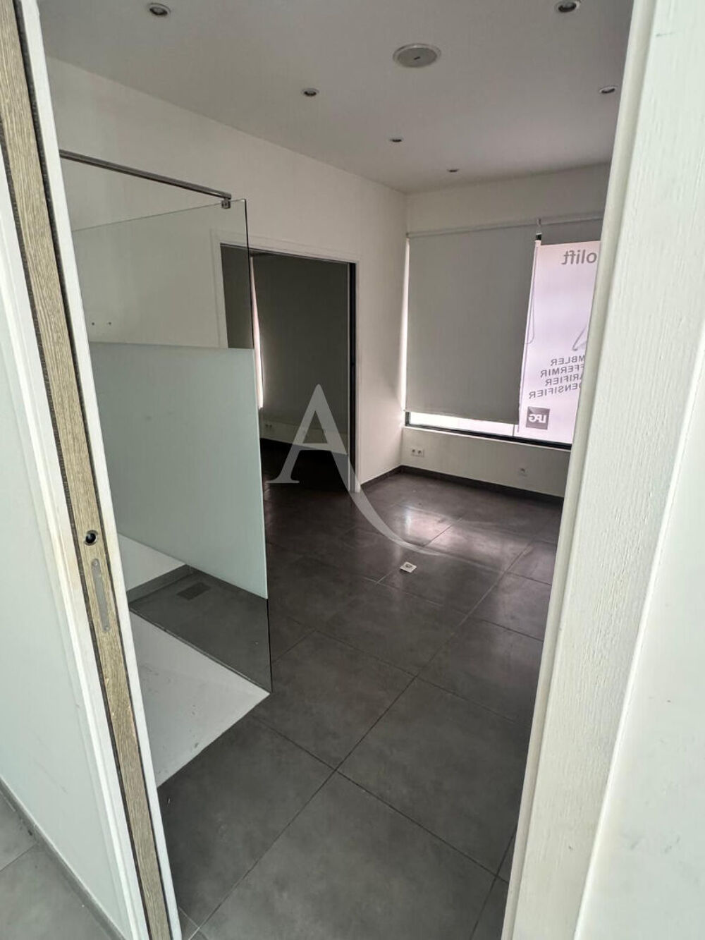   Local commercial Morangis 75 m2 Morangis