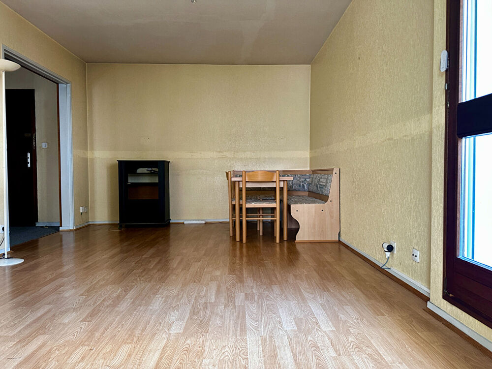 EPINAL - Appartement T2 avec balcon, cave et parking - 49 m²