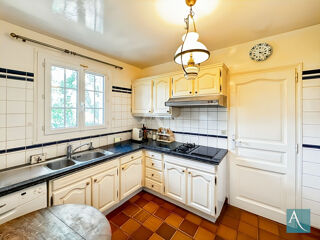  Maison à vendre 8 pièces 235 m²