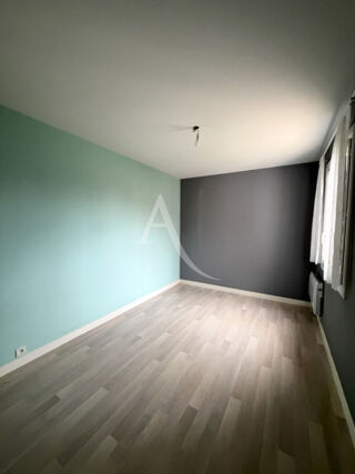  Maison à louer 4 pièces 103 m²