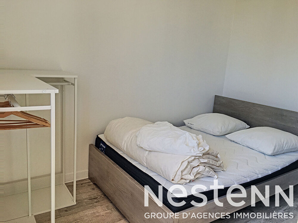 Location Appartement Grand Studio MEUBLE moderne au dernier étage avec parking Rafour - 69500 BRON Bron