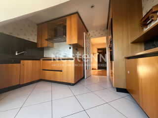  Appartement à vendre 5 pièces 145 m²