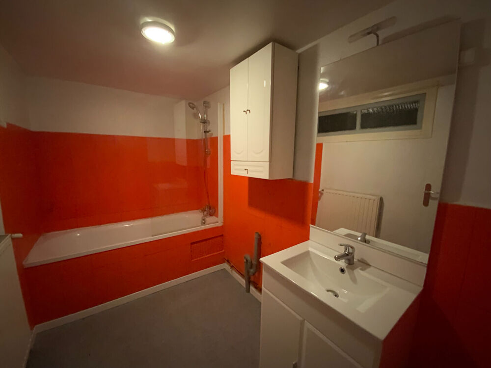 SAINT-EMILAND - Maison sur sous-sol de 54 m² hab. (2 chambres)
