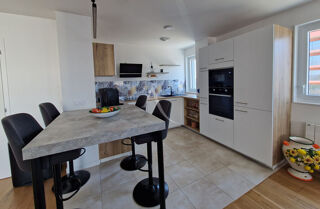  Appartement � vendre 6 pi�ces 130 m�