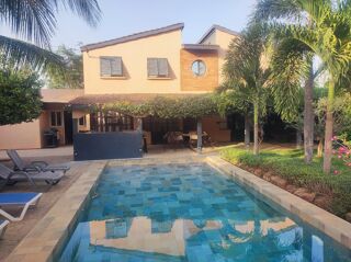  Maison � vendre 5 pi�ces 220 m� Saly