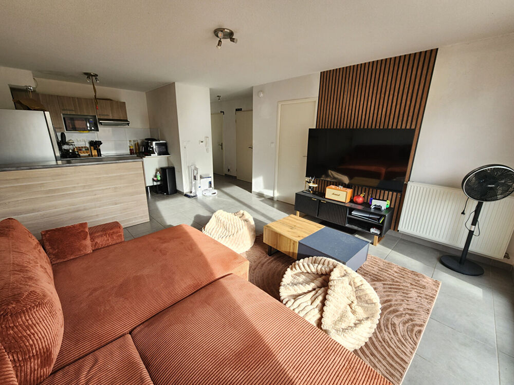 Vente Appartement Appartement 31200 Toulouse  T3 lumineux avec terrasse - parking, AU CALME 62m² Toulouse