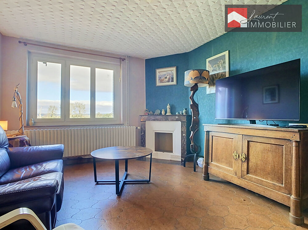 ARBIGNY: Ancien corps de ferme plein de charme de 124 m²