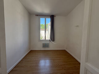  Appartement à louer 3 pièces 48 m²