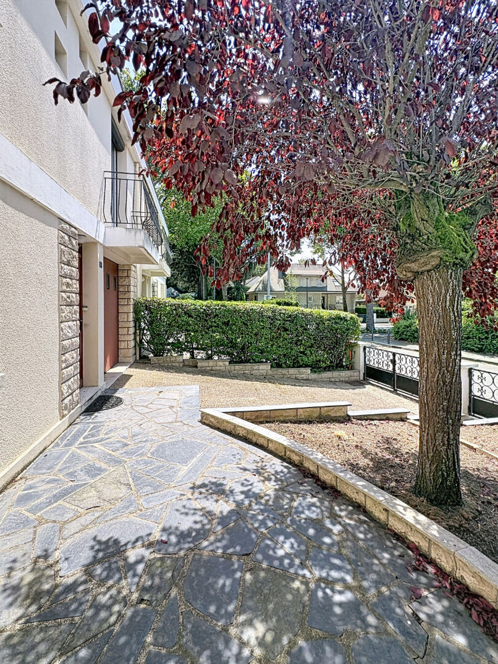 MAISON ANGERS MONPLAISIR - 3 CHAMBRES , EXTERIEUR ET GARAGE